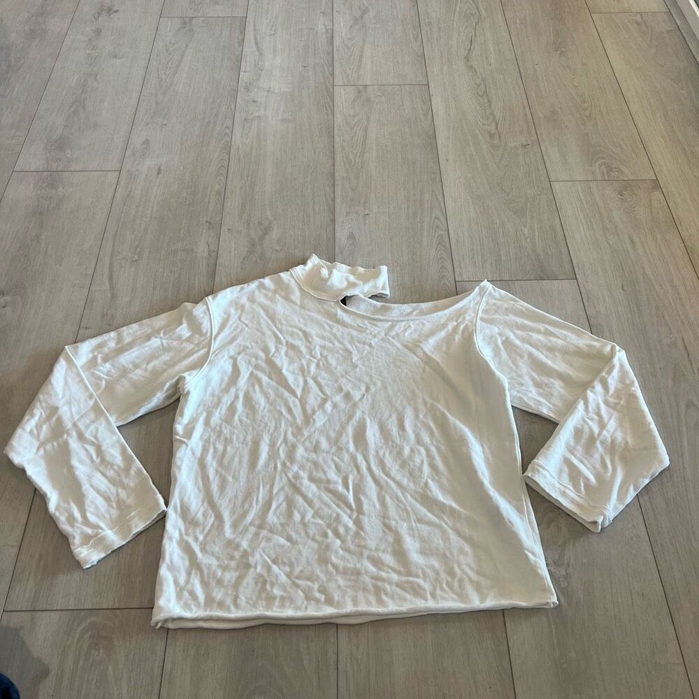 RTA women sweater size M